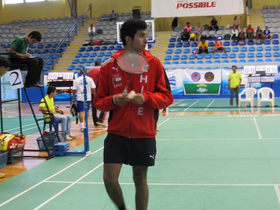 Iván León cayó en octavos de final del Panamericano Juvenil de Badminton