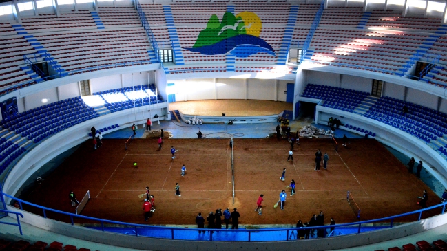 Gimnasio La Tortuga inauguró cancha de arcilla para duelo de Copa Davis