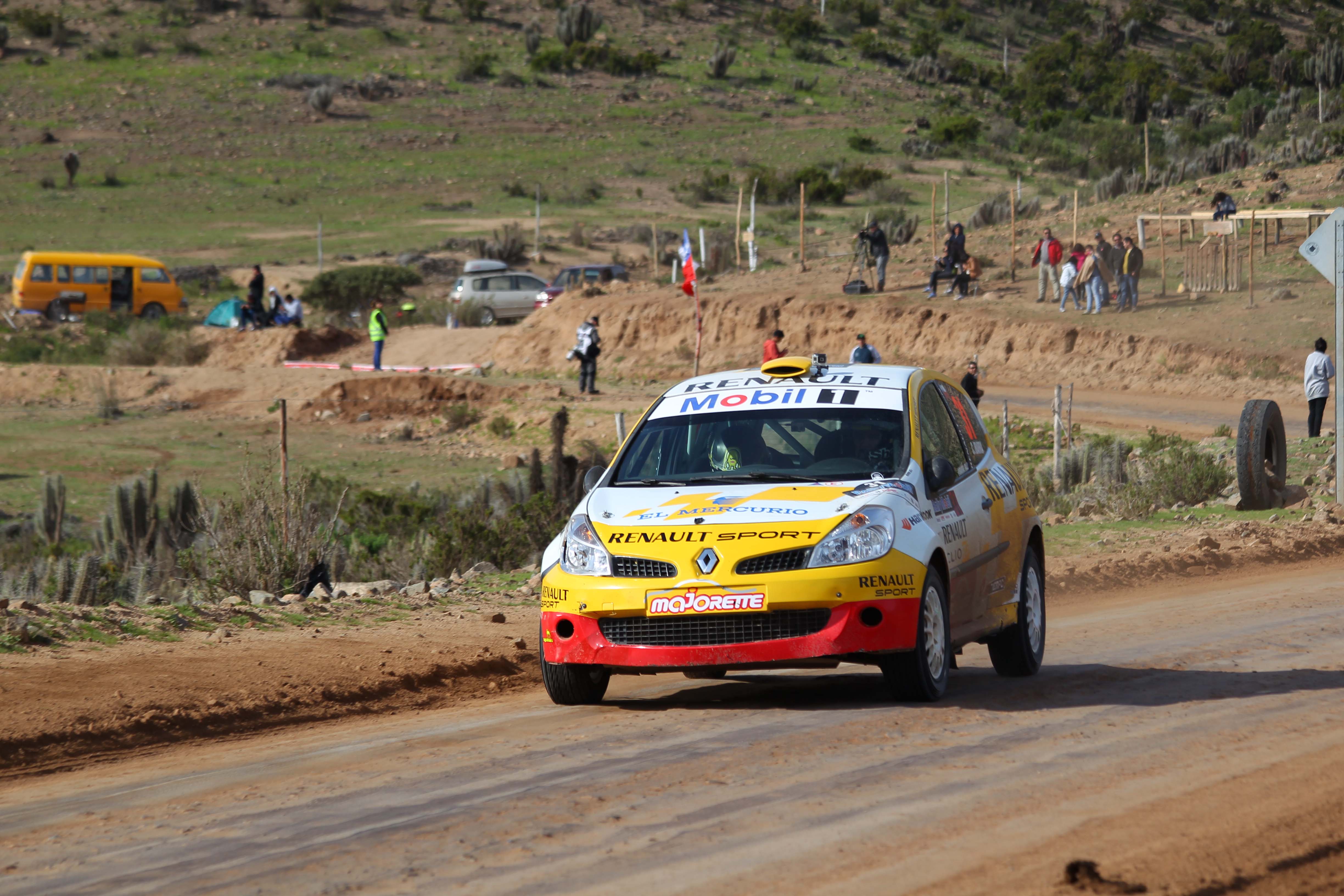 Cristóbal y Ramón Ibarra quieren liderar la categoría R3 del Rally Mobil 2016