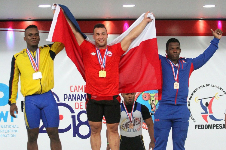 Arley Méndez se tituló tricampeón panamericano de levantamiento de pesas