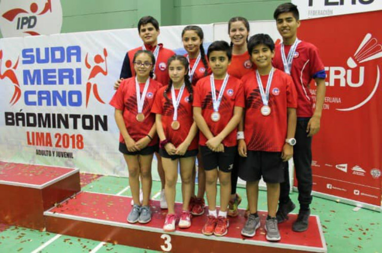 Selección Chilena de Bádminton obtuvo cuatro medallas de bronce en el Sudamericano Adulto y Juvenil