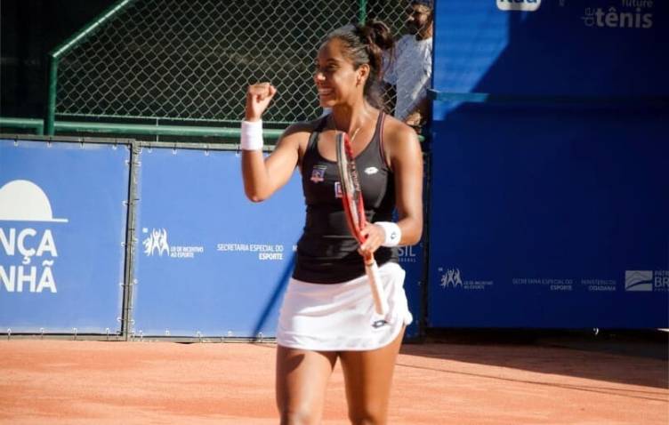 Daniela Seguel avanzó a los cuartos de final de dobles en Francia
